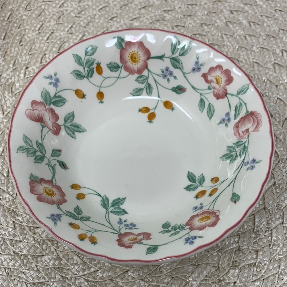 Churchill Staffordshire Floral Patterned Bowl